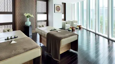 Four Seasons Private Residences photo 4